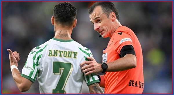 Manchester United Setujui Peminjaman Antony ke Real Betis