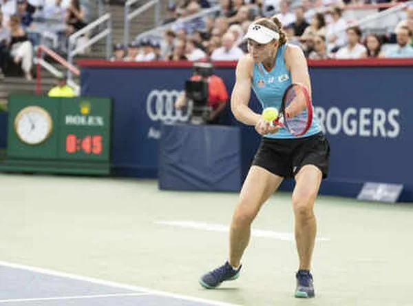 Bagaimana zona pengembalian tendangan memengaruhi pasar taruhan set pertama?