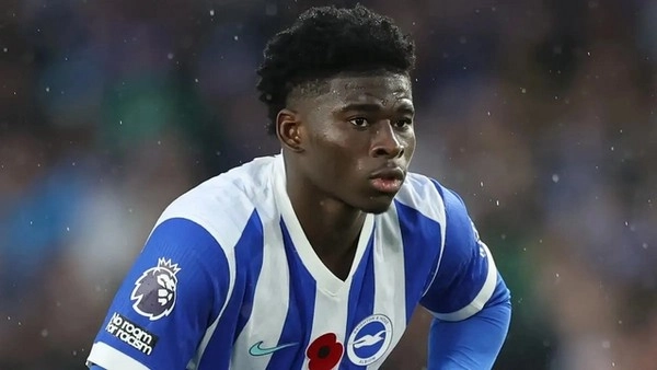 Bisakah Carlos Baleba benar-benar bangkit menjadi gelandang terbaik dunia?